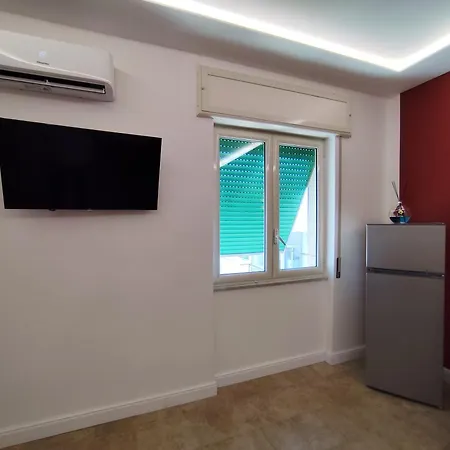 La Pietra 1911 Pensión