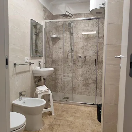 Pensión La Pietra 1911 3*